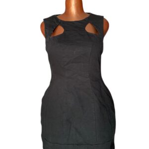 Une petite robe noire ( friperie premier choix )