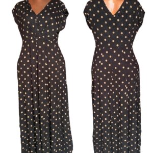 Robe Noir ( friperie premier choix )