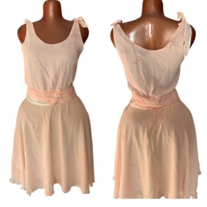 Robe fluide rose ( friperie premier choix )
