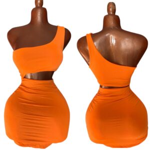 Robe sexy orange ( friperie premier choix )