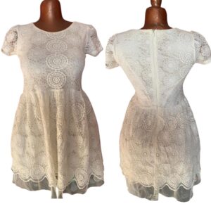 Robe patineuse blanc (friperie premier choix)