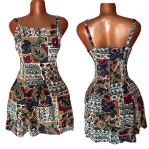 Robe courte ( friperie premier choix)
