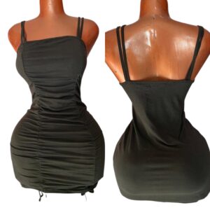 Petite robe sexy noire ( friperie premier choix )