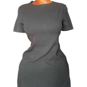robe courte Noir( friperie premier choix)