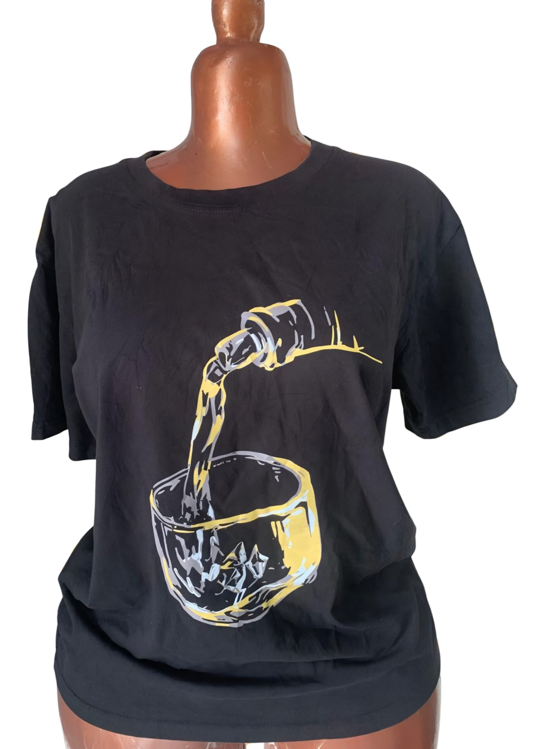 T-SHIRT NOIR ( FRIPERIE PREMIER CHOIX )