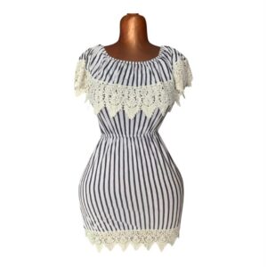 Robe Courte  (Friperie Premier Choix)