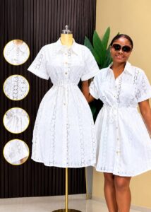 robe chemise courte en broderie anglaise blanche.